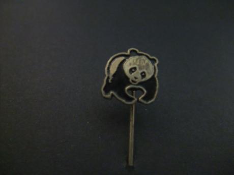 Pandabeer ( logo van het Wereld Natuur Fonds - WWF)